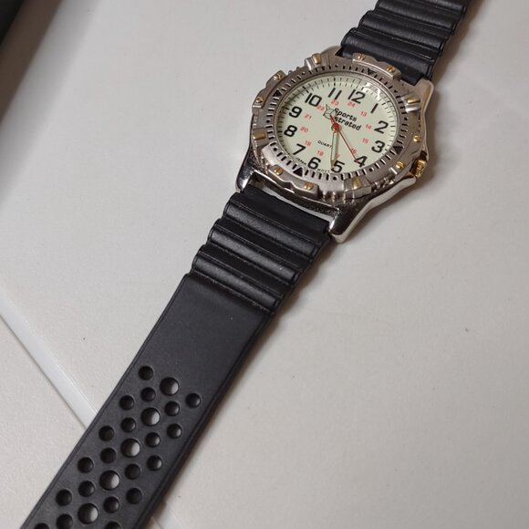 Glow In The Dark Vintage Sports Illustrated Watch - Picture 5 of 15